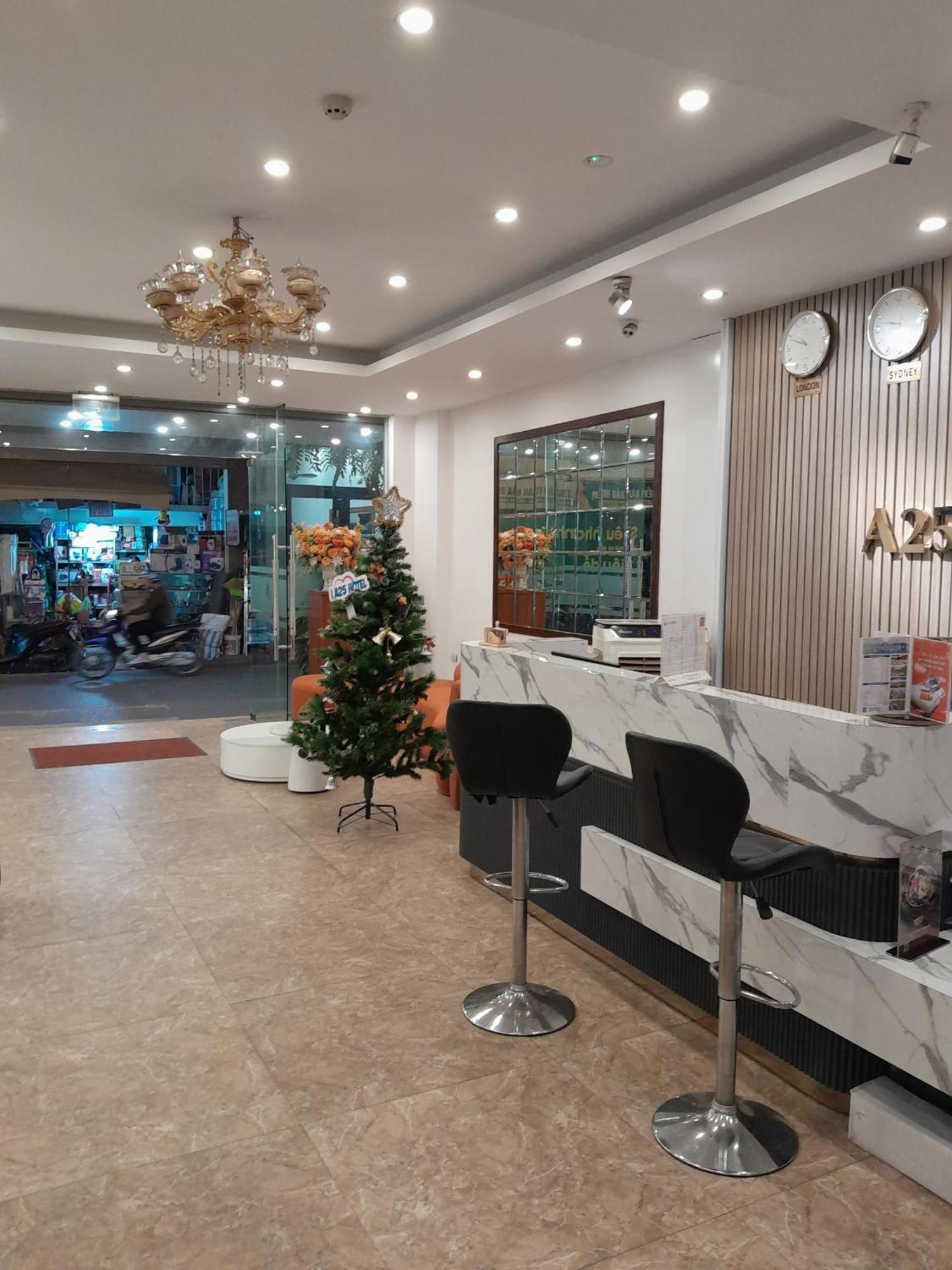 A25 Hotel - 30 An Duong Hanoï Extérieur photo